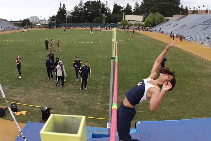 2010 Big Meet-082.JPG - 2010 Cal vs. Stanford Big Meet, April 10, Edwards Stadium, Berkeley, CA.